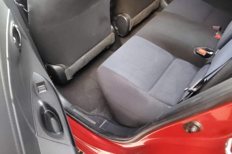 Used Toyota YARiS L 2019 1.5E CVT Dynamic Edition China VI compliant
