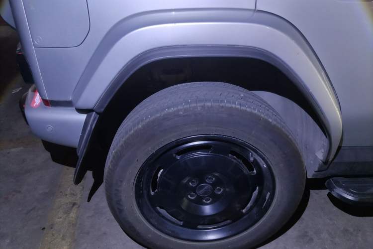 Used  V23 2025 401 Two-Wheel Drive Intelligent Driving Version