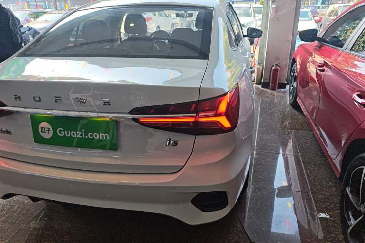 Used Roewe i5 2021 1.5L CVT Diamond Edition
