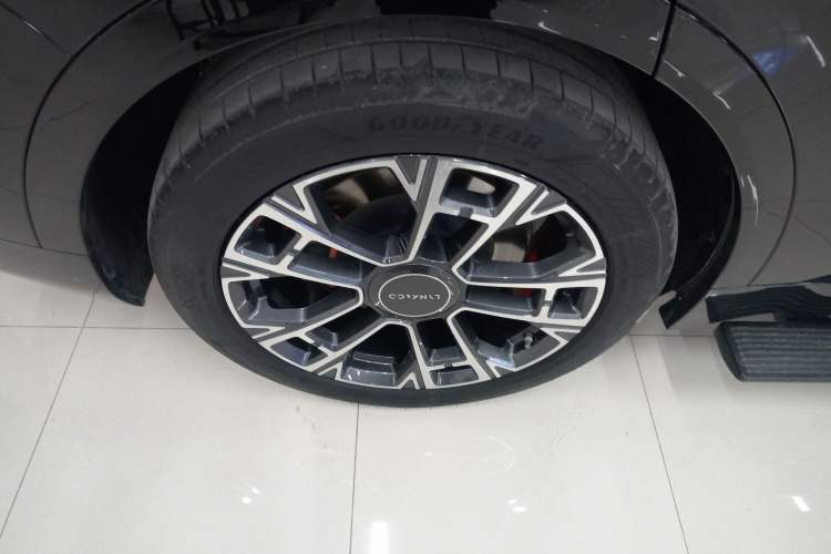 Used Lynk & Co 900 2025 1.5T Ultra
