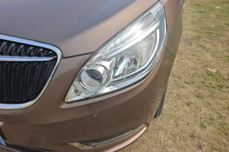 Used Buick GL8 2018 28T Comfort Model China VI Standard
