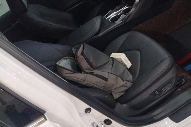 Used Toyota Camry 2022 2.0GVP Premier Edition