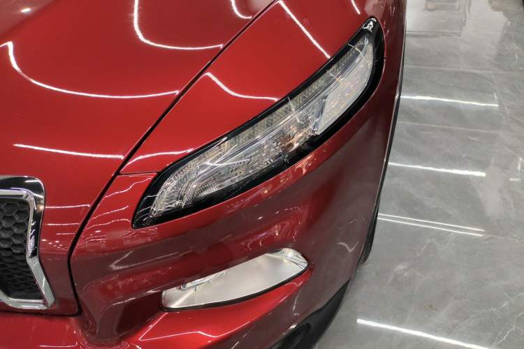 Used  Cherokee 2016 2.4L Leading Smart Version
