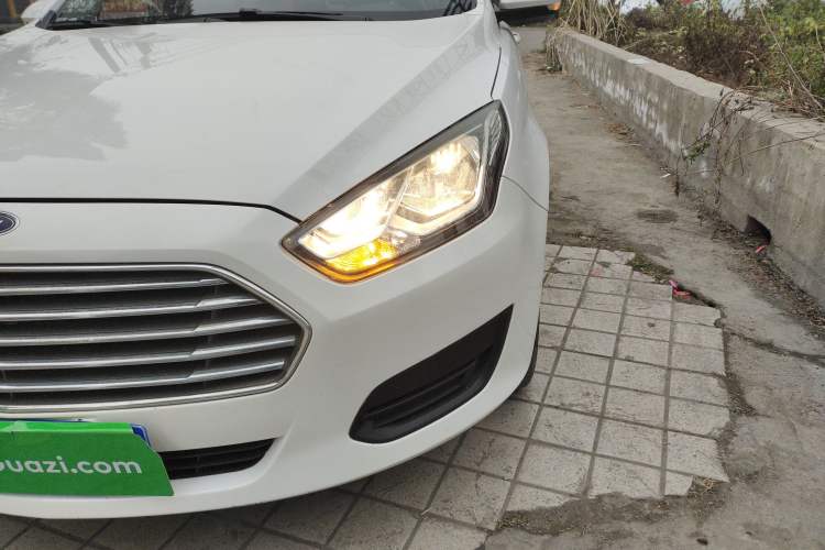 Used Ford Escort 2017 Revised Version 1.5L Manual Comfort Edition