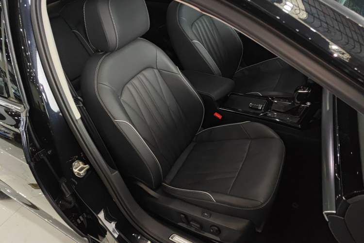 Used Volkswagen Passat 2022 330TSI Starry Luxury Edition
