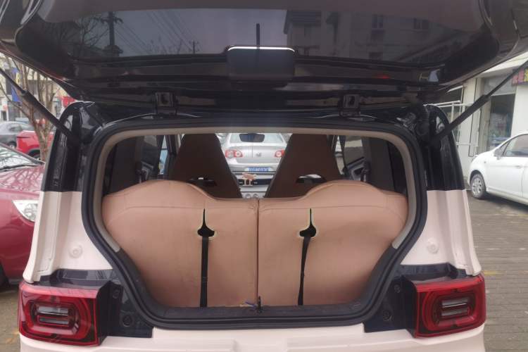 Used Wuling Hongguang MINIEV 2022 Macaron Premium Model – Lithium Iron Phosphate