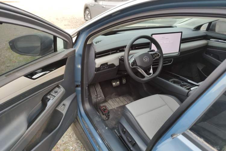 Used Volkswagen ID.7 VIZZION 2024 AIR model
