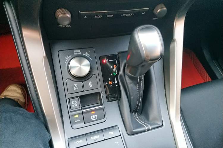 Used Lexus NX 2018 200 Front-Wheel-Drive X-Trail Version China V Standard
