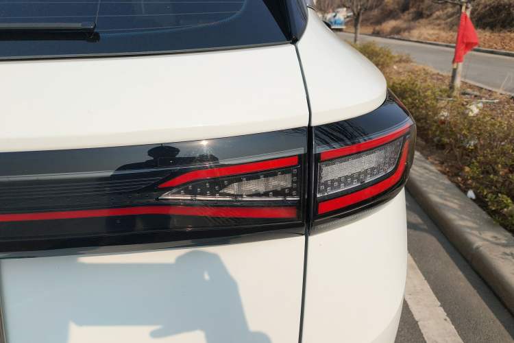 Used Volkswagen ID.4 X 2025 Smart Version Pure & Intelligent Enjoyment Edition
