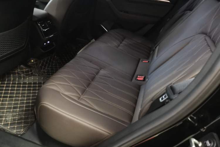 Used Geely Auto Monjaro L 2025 2.0TD Automatic Xingyun Version
