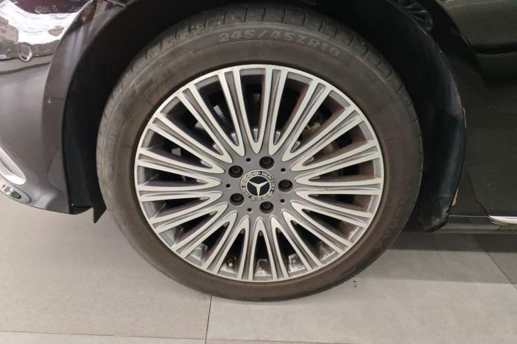 Used Mercedes-Benz E-Class 2021 Facelift E 300 L Stylish Edition