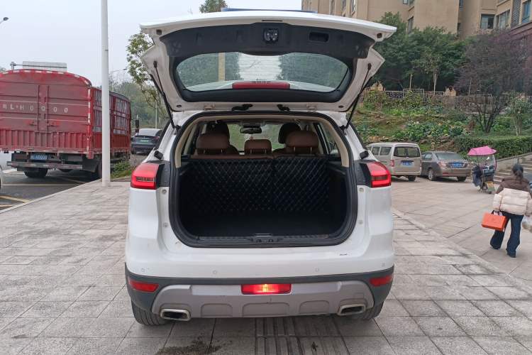 Used Geely Auto Emgrand X7 Sport 2016 1.8TD Automatic ZhiZun Version