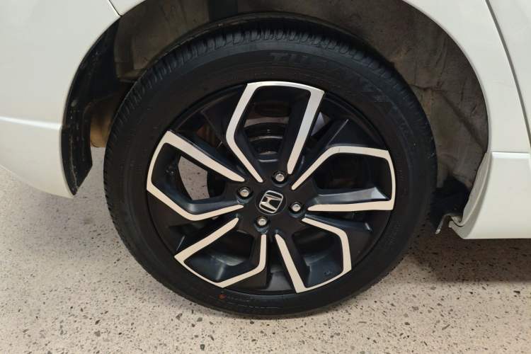 Used Honda LIFE 2021 1.5L CVT SPORT Heartbeat Edition
