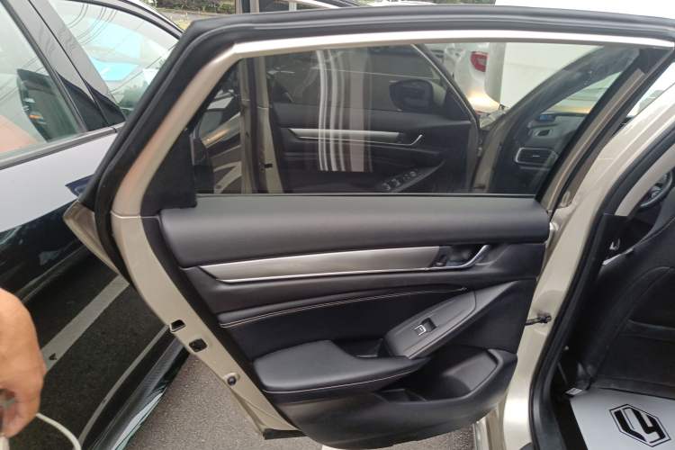 Used Honda Inspire 2019 260TURBO Elegant Edition China VI Emission Standard
