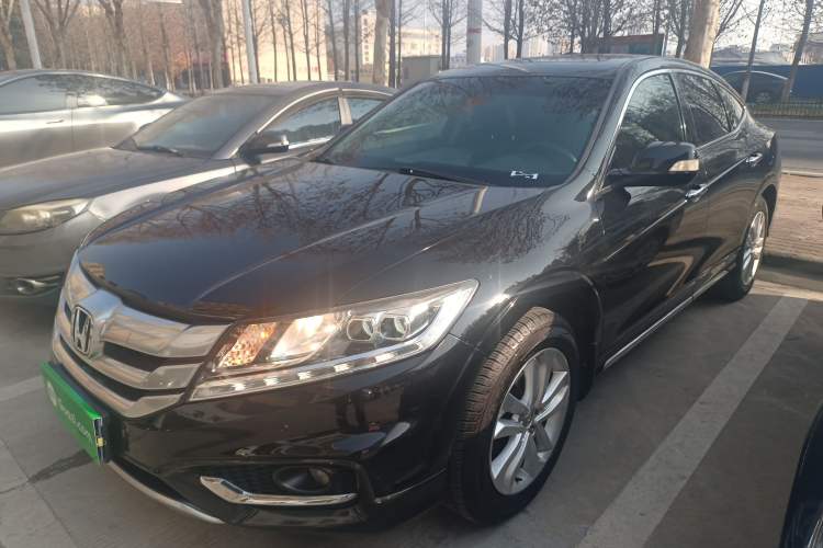 Used Honda Crosstour 2014 2.4L Luxury Edition
