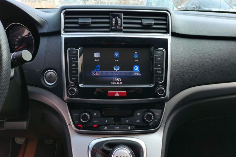 Used Haval M6 2019 1.5T Manual Two-Wheel Drive Elite Version China VI Standard