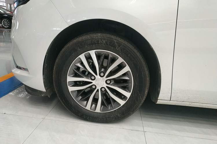 Used Buick GL8 2021 ES Landtrek 653T Comfort Edition
