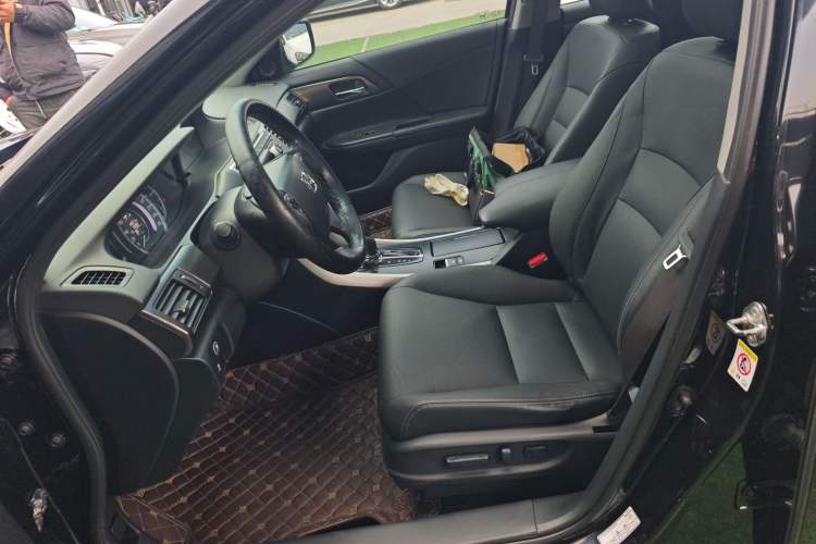 Used Honda Accord 2015 2.0L LXS Elite Edition
