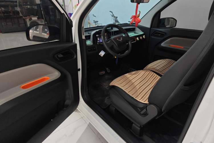 Used Wuling Hongguang MINIEV 2020 Enjoyment Model Lithium Iron Phosphate
