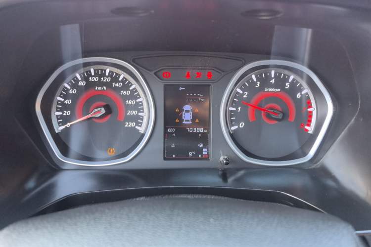 Used Soueast DX3 2018 1.5T SRG Manual Luxury Model
