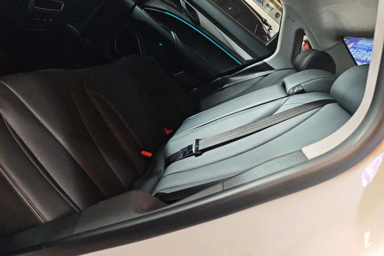 Used Geely Auto Emgrand GT 2021 1.8T Flagship Edition+
