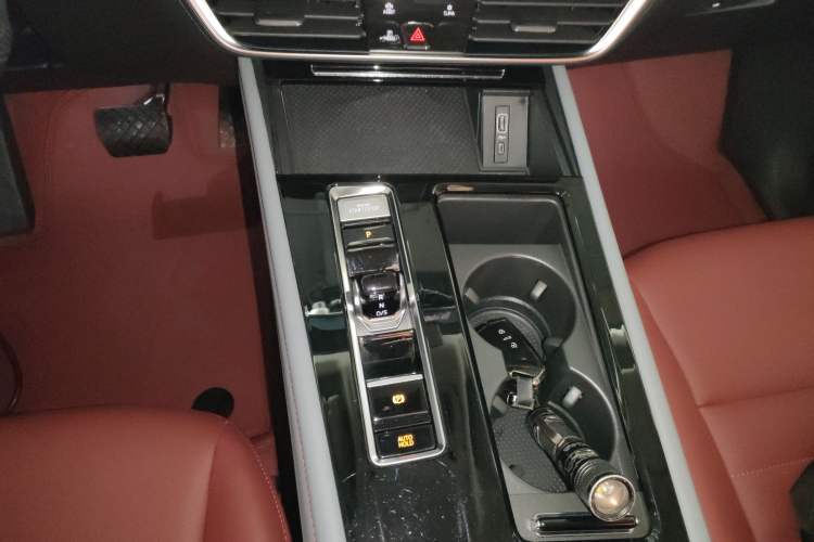 Used Volkswagen Teramont X 2022 330TSI Two-Wheel-Drive Luxury Edition
