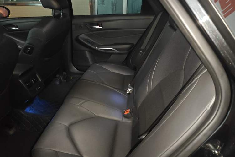 Used Toyota Avalon 2023 2.0L Luxury Edition
