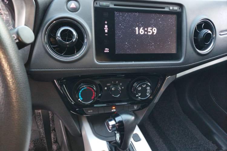 Used Honda XR-V 2017 1.5L LXi CVT Classic Edition
