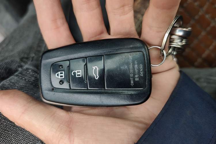 Used Toyota Camry 2019 2.5G Luxury Edition China VI Standard