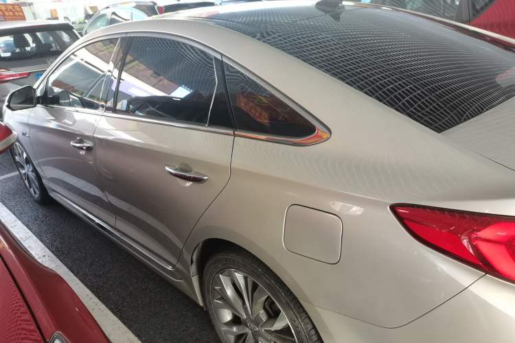 Used Hyundai Sonata 2015 1.6T GLX Advanced Model
