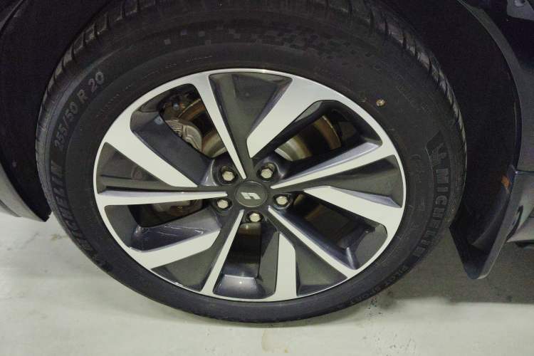 Used Li Auto ONE 2021 Extended-Range 6-Seater Version
