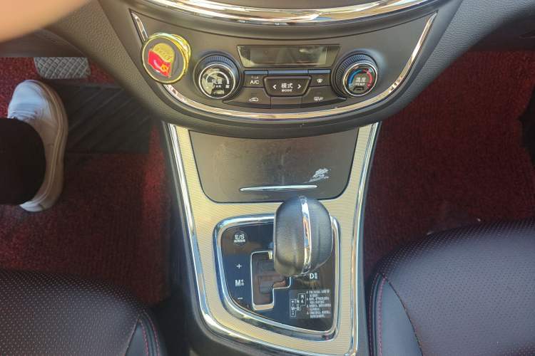 Used Baojun 560 2016 1.8L iAMT Luxury Model