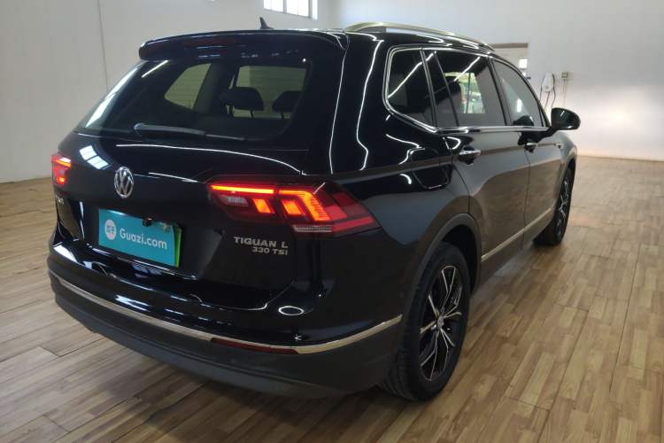 Used Volkswagen Tiguan L 2019 Revised 330TSI Automatic Two-Wheel Drive Smart & Luxury Edition China VI Standard

