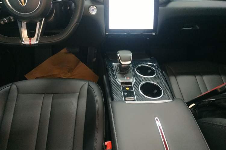 Used Hongqi HS3 PHEV 2024 PHEV 115km Jingwei Edition