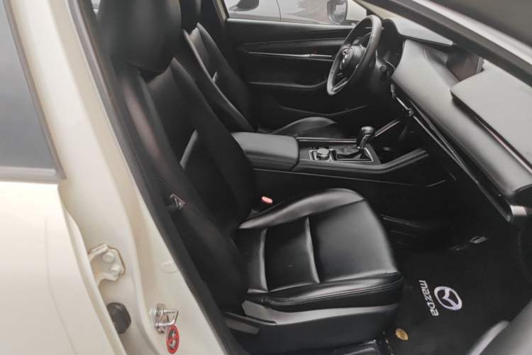 Used Mazda Mazda 3 Axela 2020 1.5L Automatic ZhiMei Edition
