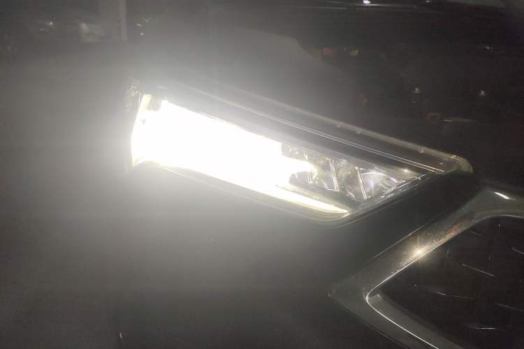 Used Acura CDX 2018 2.0L Two-Wheel Drive Enjoyment Edition Hybrid
