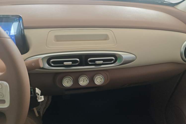 Used Wuling Hongguang MINIEV 2025 Four-Door Version Advanced Edition
