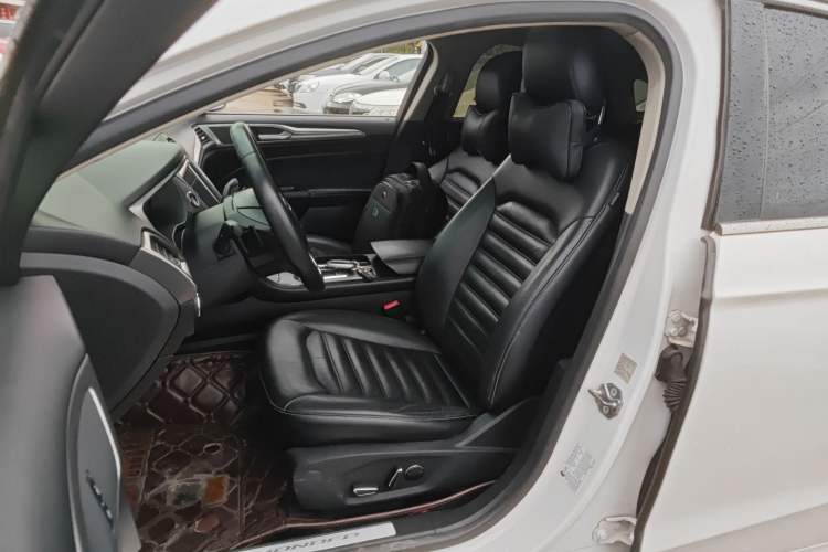 Used Ford Mondeo 2017 EcoBoost 200 Stylish Model
