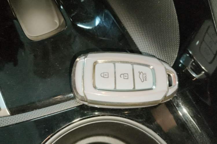 Used Hyundai Elantra 2023 1.5L CVT GLX Elite Edition
