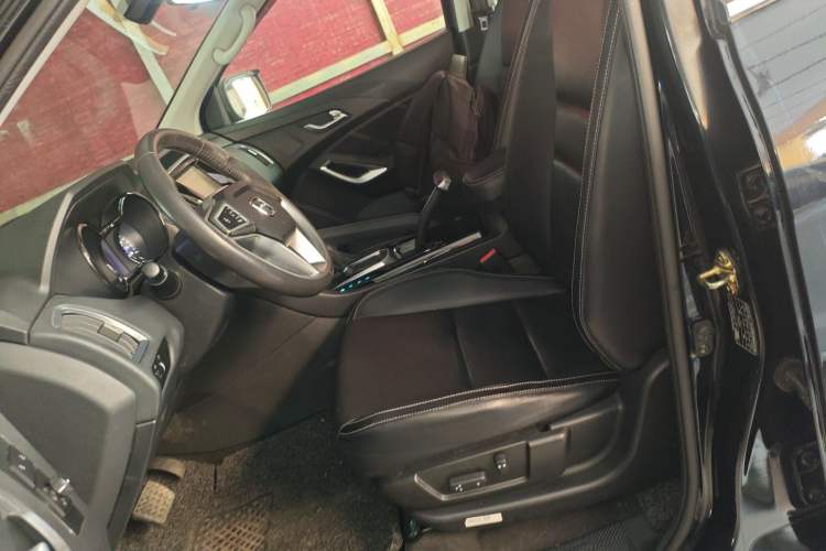 Used JMC Yusheng S350 2016 2.0T Automatic Two-Wheel Drive Gasoline Ultra-Luxury 7-Seater