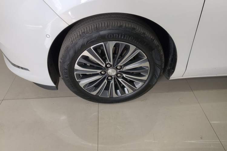 Used Buick GL8 2021 ES Landtrek 653T Luxury Model