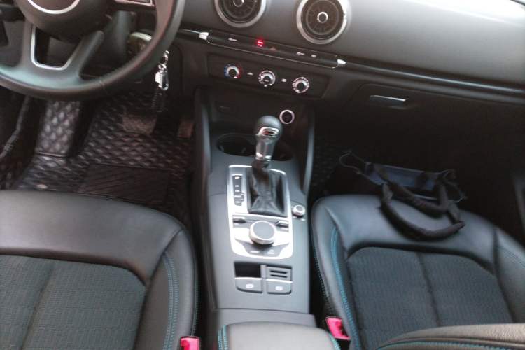 Used Audi A3 2020 Limousine 35 TFSI Fashion Edition China VI Emission Standard