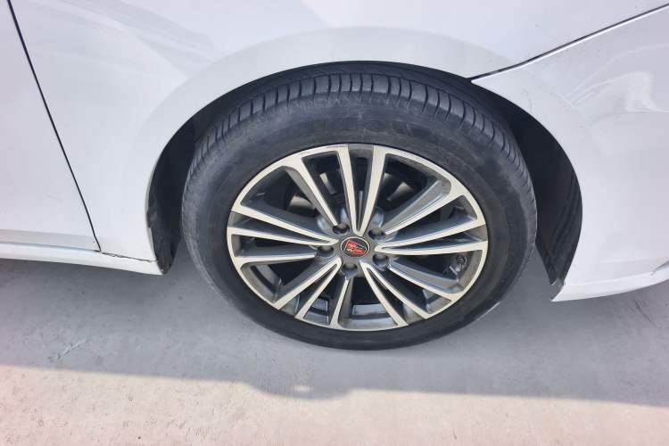 Used Roewe i6 2020 PLUS 1.6L CVT 4G Connected Glory Flagship Edition