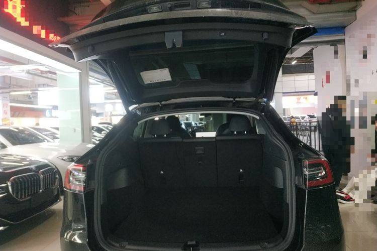 Used Tesla Model Y 2021 Long-Range All-Wheel-Drive Version 3D7