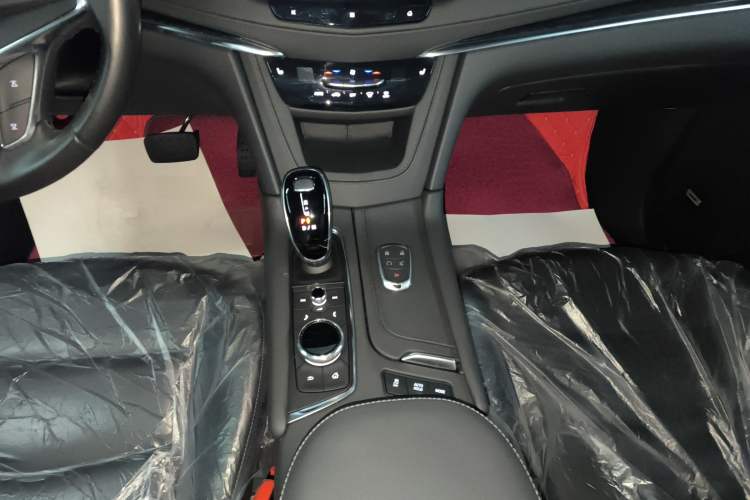 Used Cadillac XT5 2021 28T Luxury Version