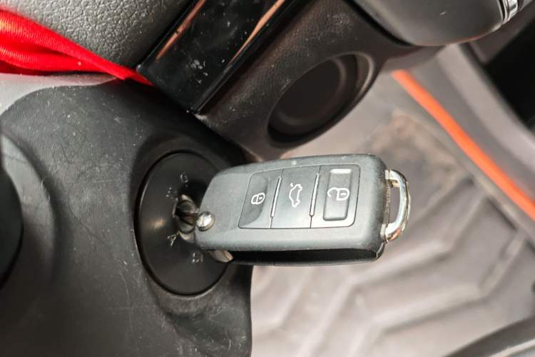 Used Dongfeng Aeolus AX4 2017 1.6L DCT Trendy Style