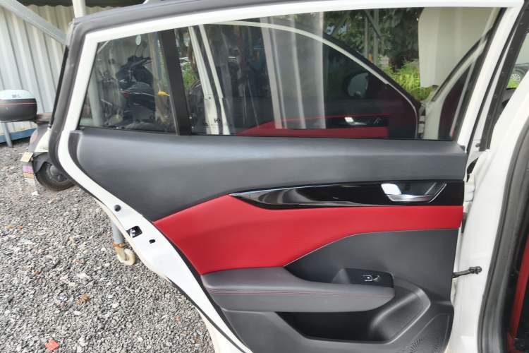 Used Dongfeng Aeolus Yixuan 2021 230T Automatic Zuiying Knight Edition
