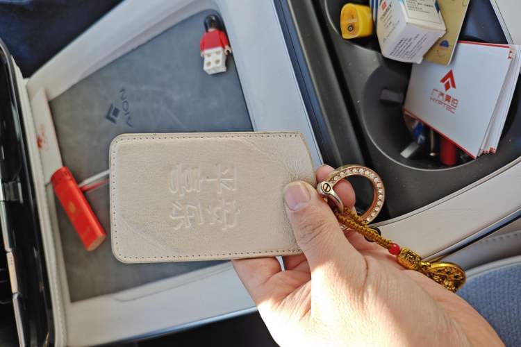 Used  GT 2023 560 Rear-Drive Tech Edition
