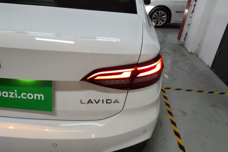 Used Volkswagen Lavida 2023 1.5L Automatic De Yi Edition
