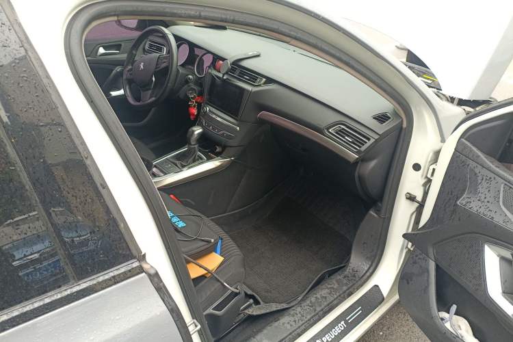 Used Peugeot 408 2014 1.8L Automatic Luxury Edition
